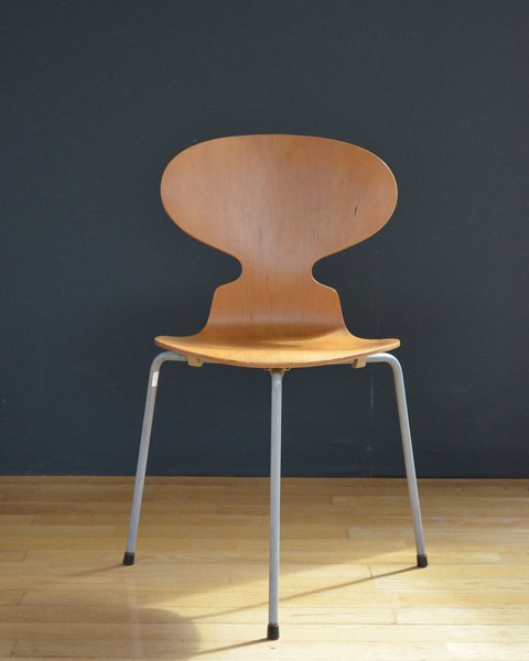 Arne Jacobsen(アルネ・ヤコブセン） アントチェア-