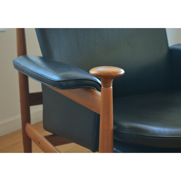 2167 bwana lounge chairブワナ ラウンジチェア 北欧名作家具のキタニ
